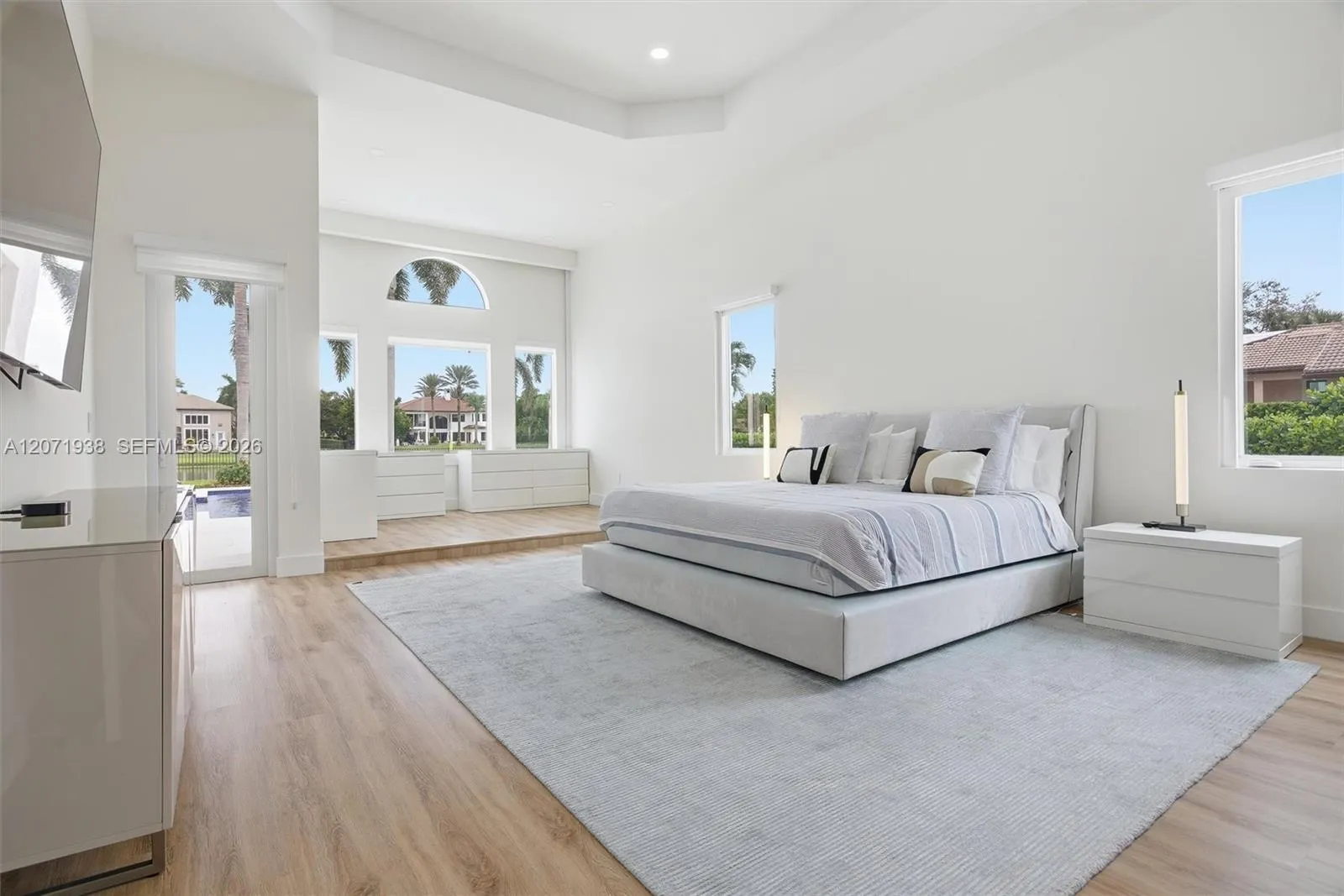 Property photo 44