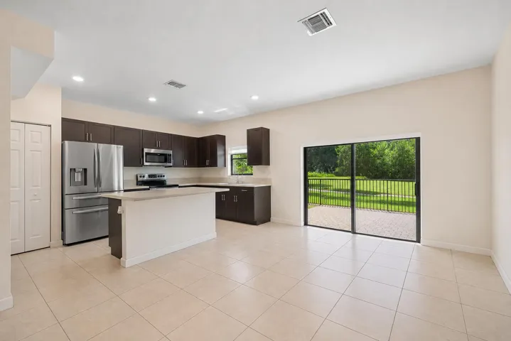 furniture virtually removes