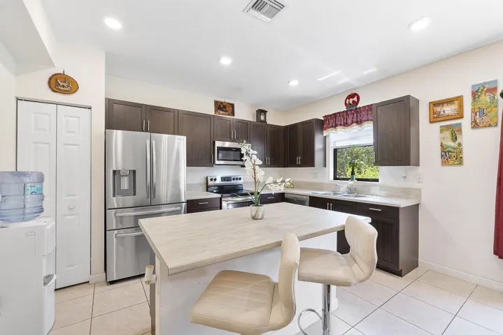 4721 Santa Cruz Way_014