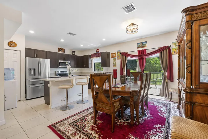 4721 Santa Cruz Way_011