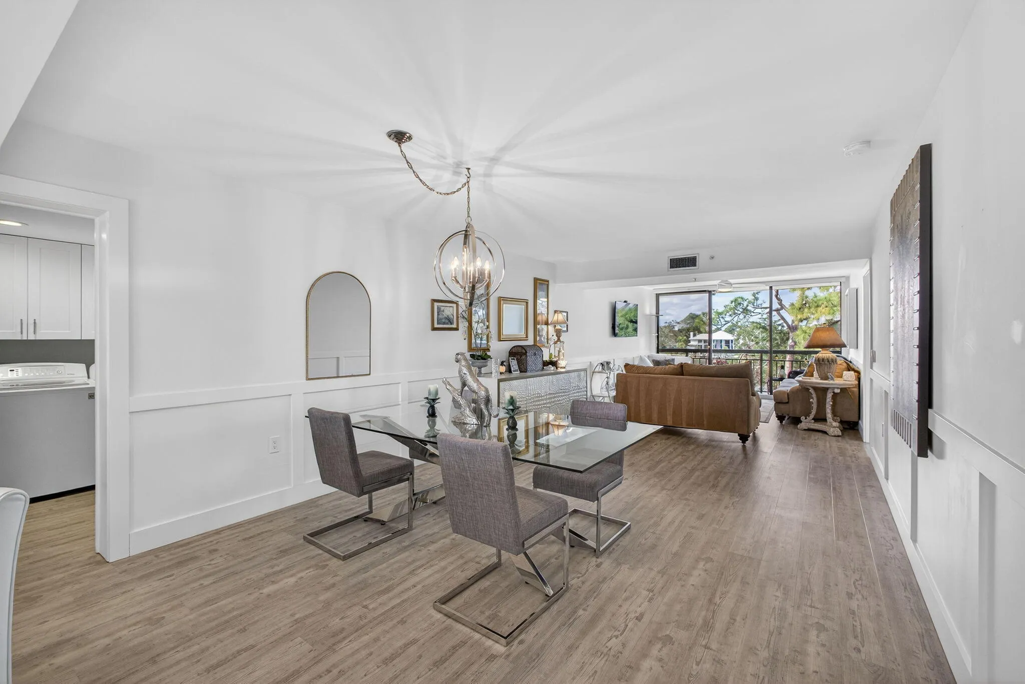 DINNING & LIVING ROOM