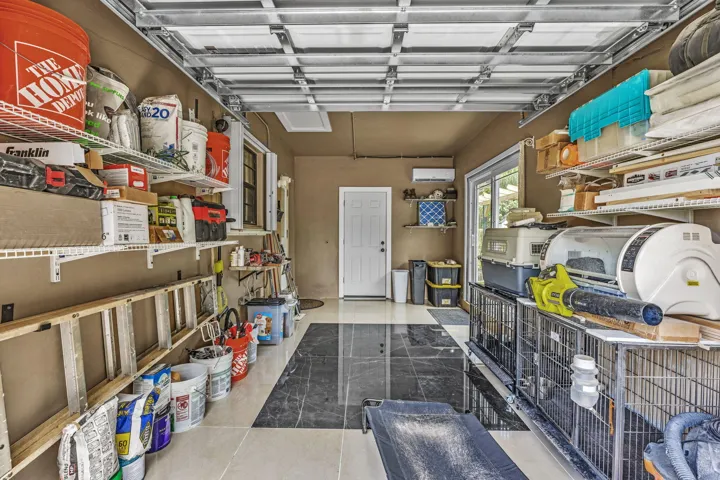 garage