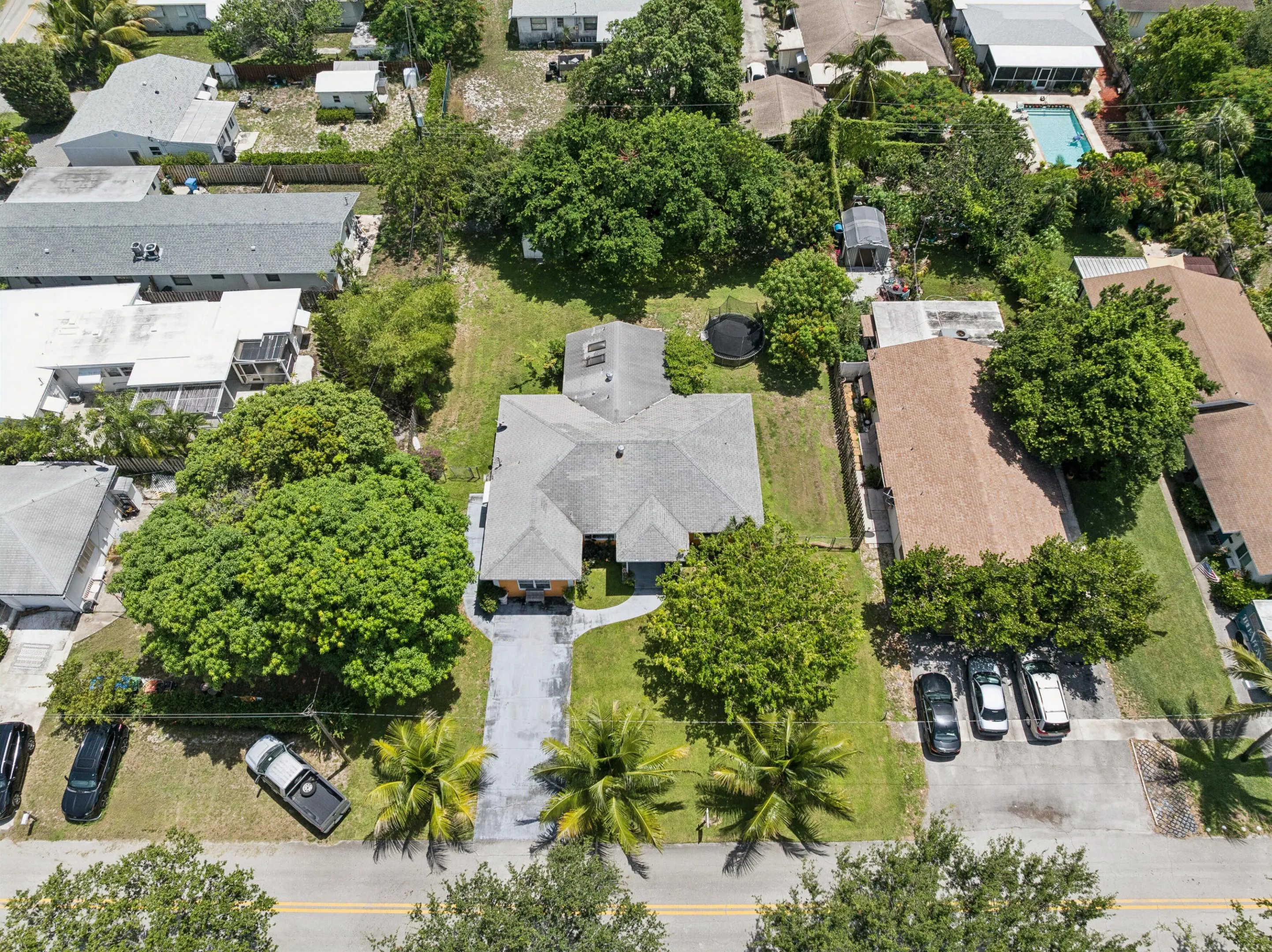 414_W_Branch_St_026