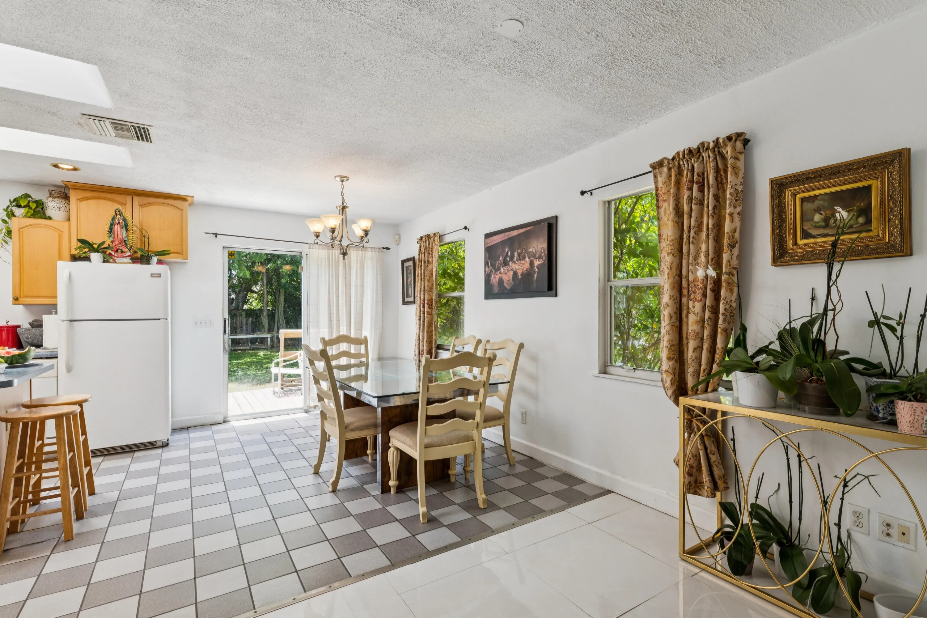 Dining room