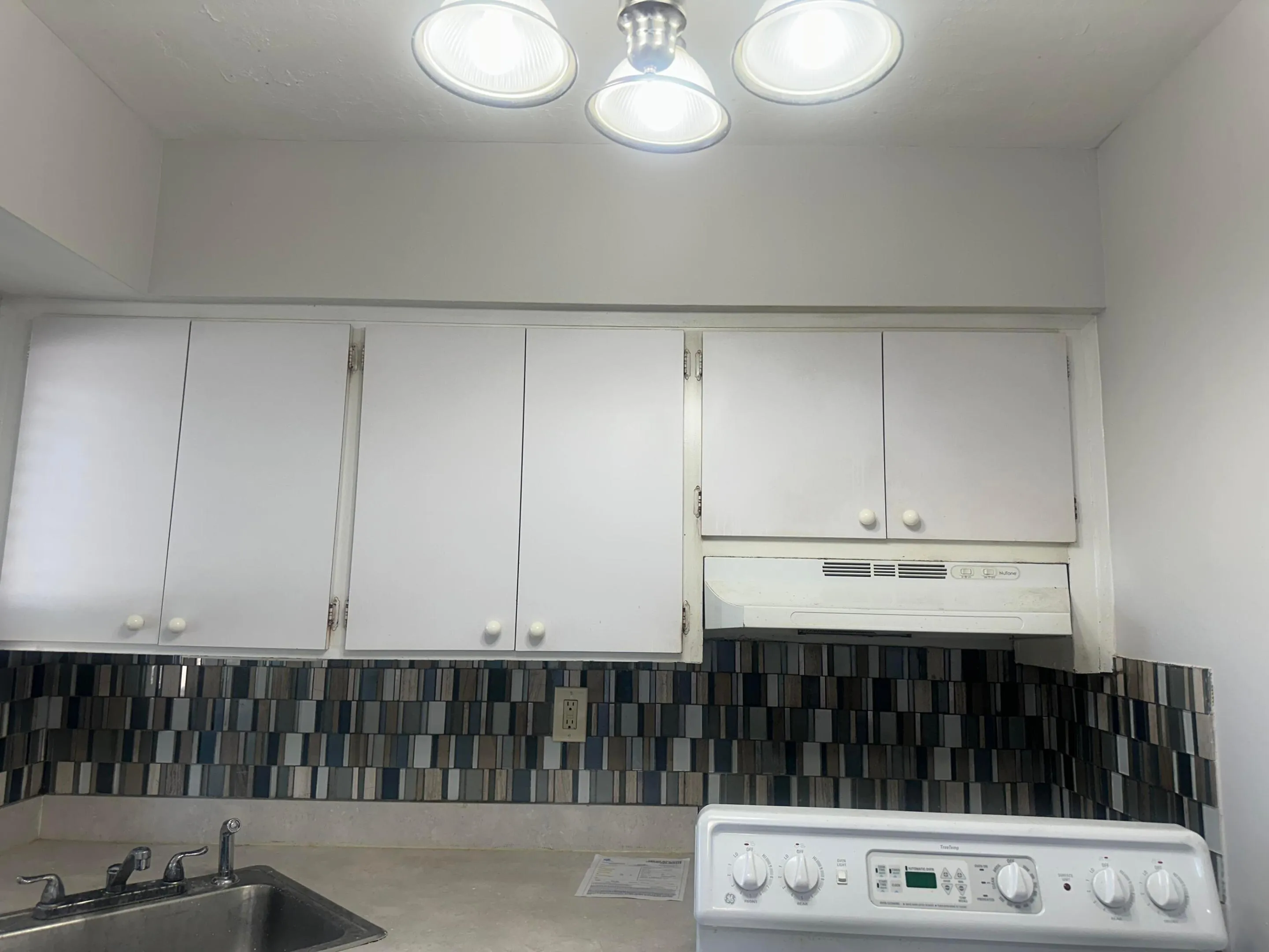 Kitchen 1
