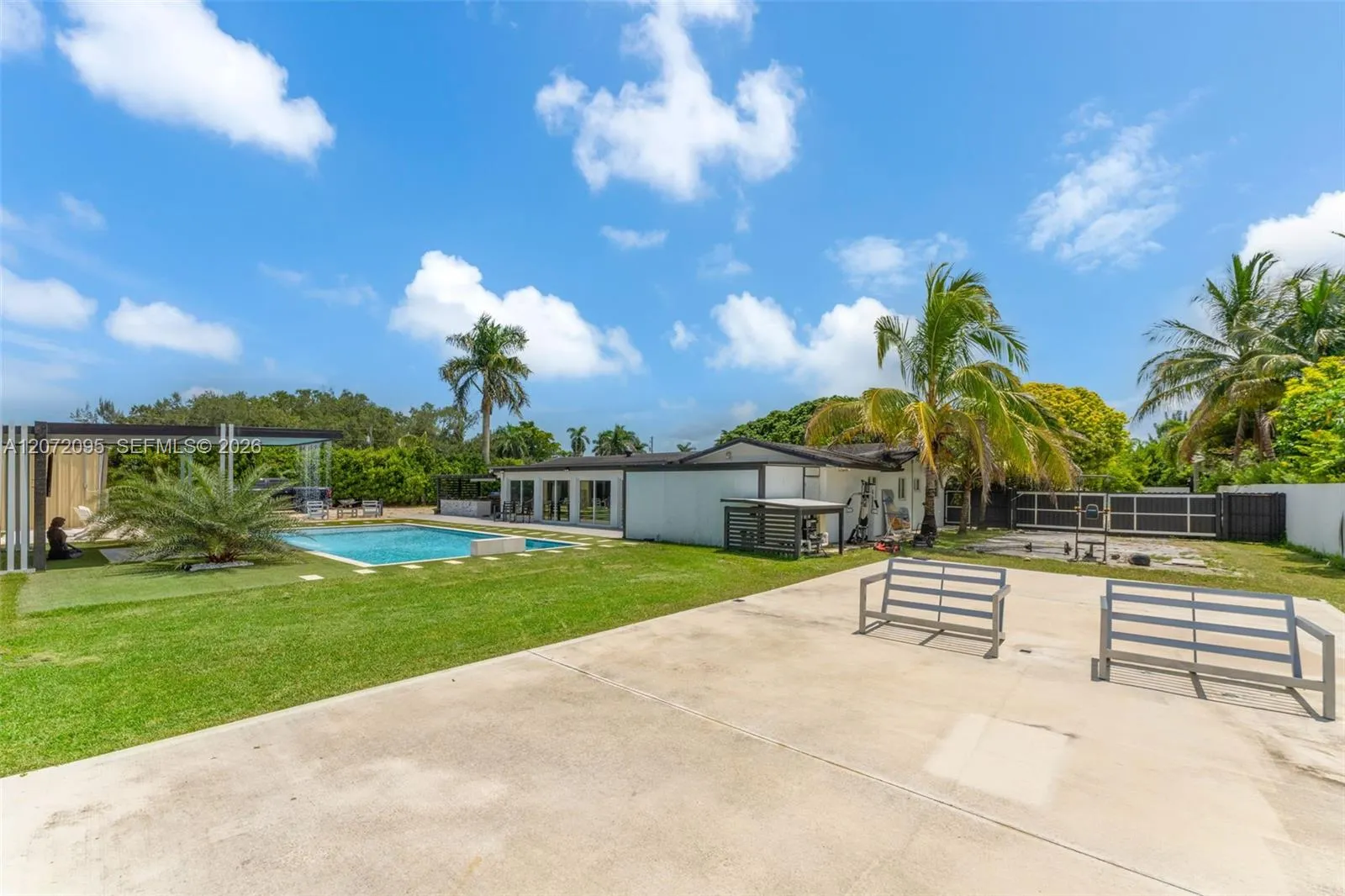 Property photo 31