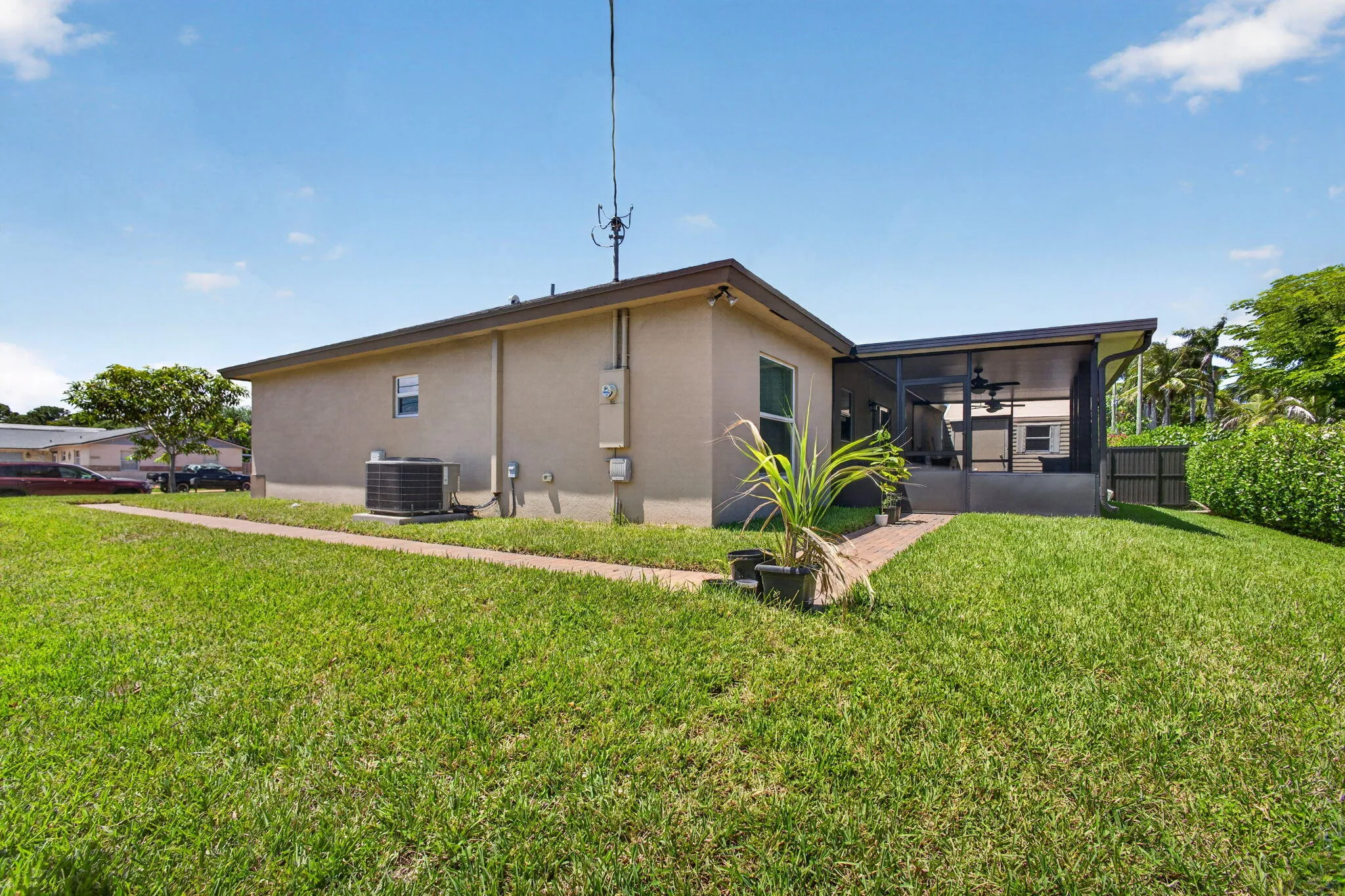 56-web-or-mls-5D1A0119