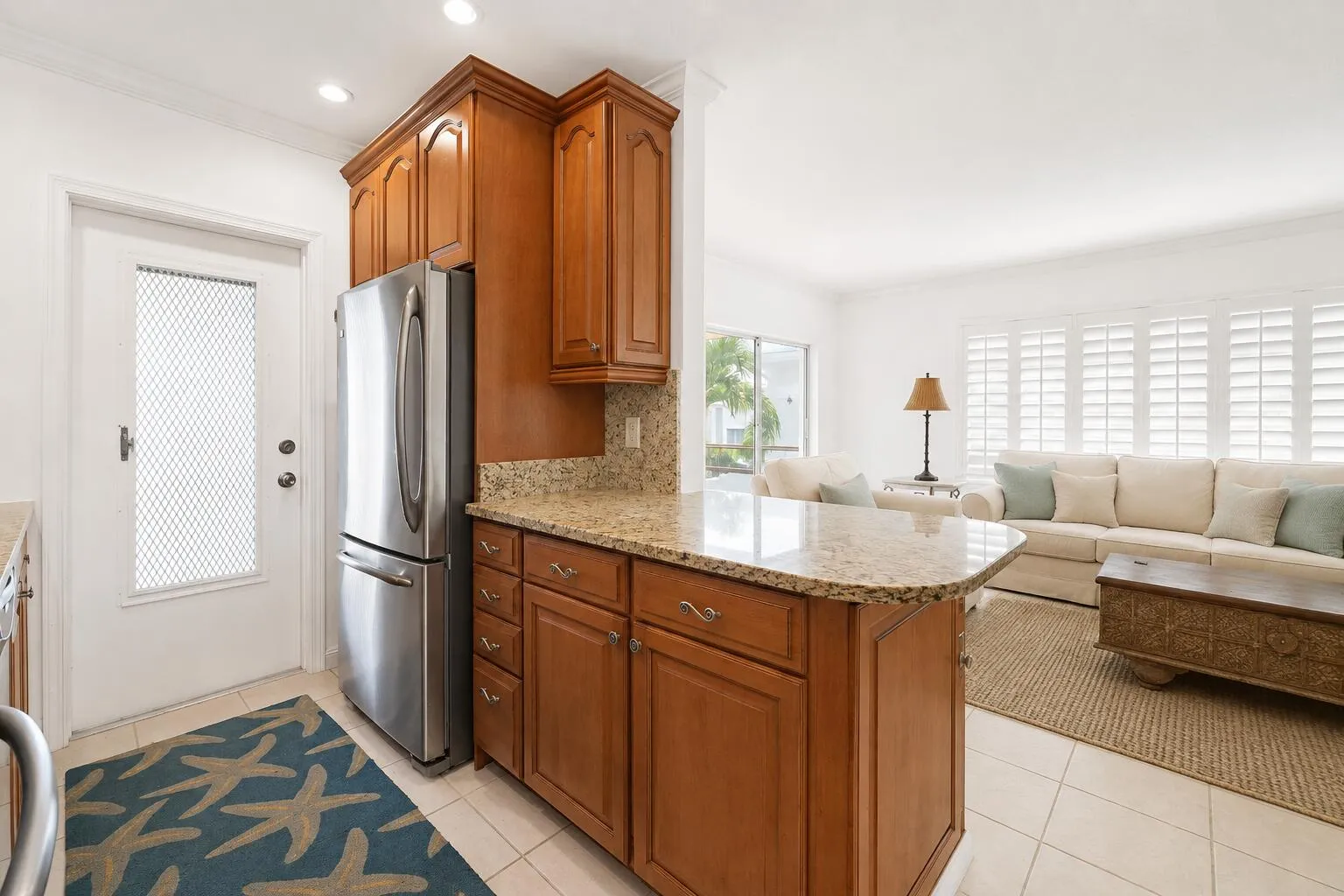 Kitchen 2 (2)