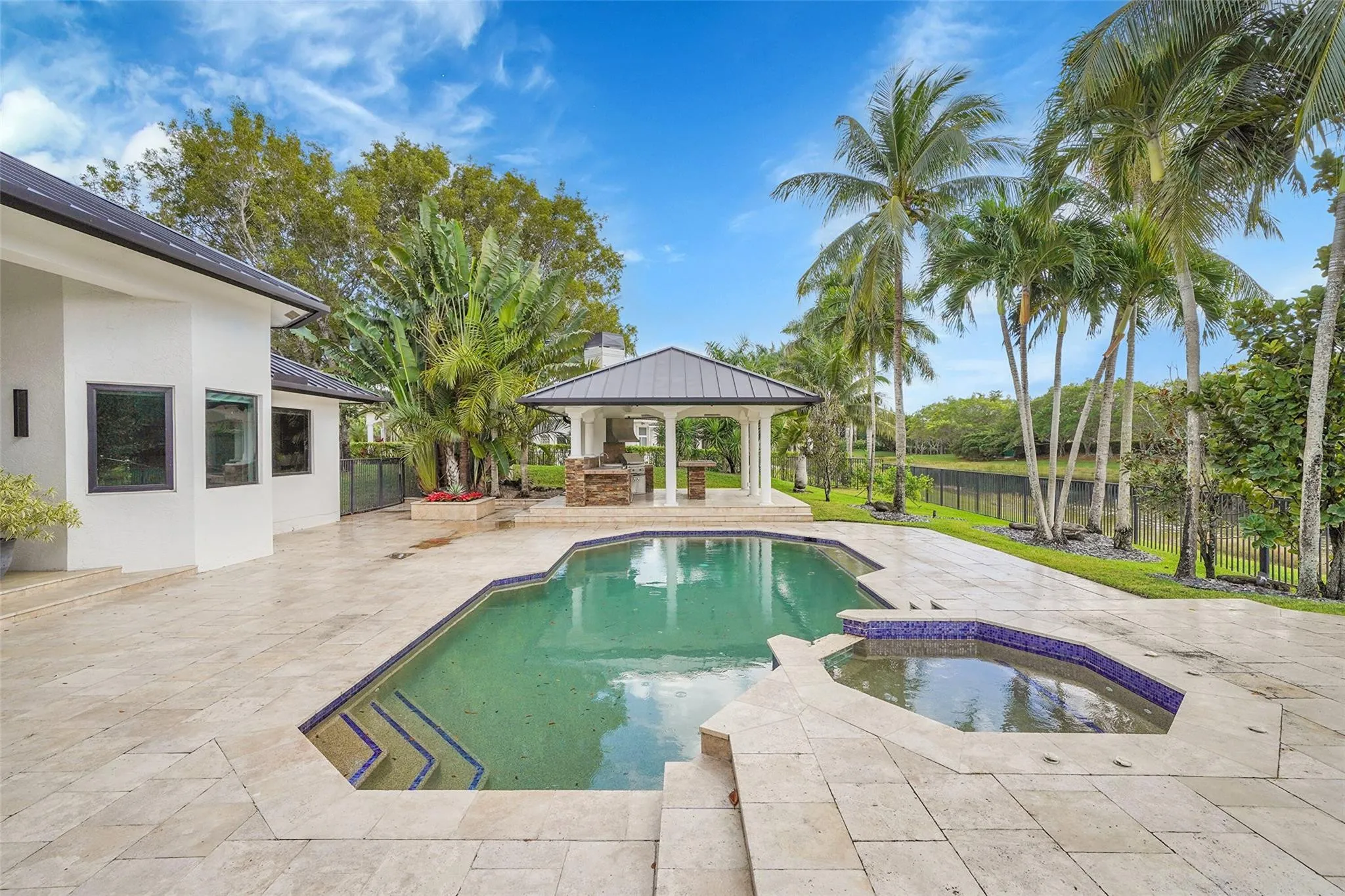 Property photo 90