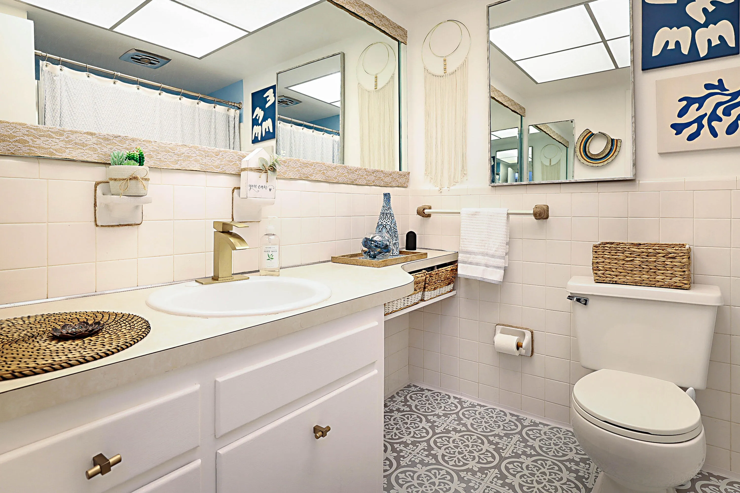 1110 N Riverside Drive 12 B-13