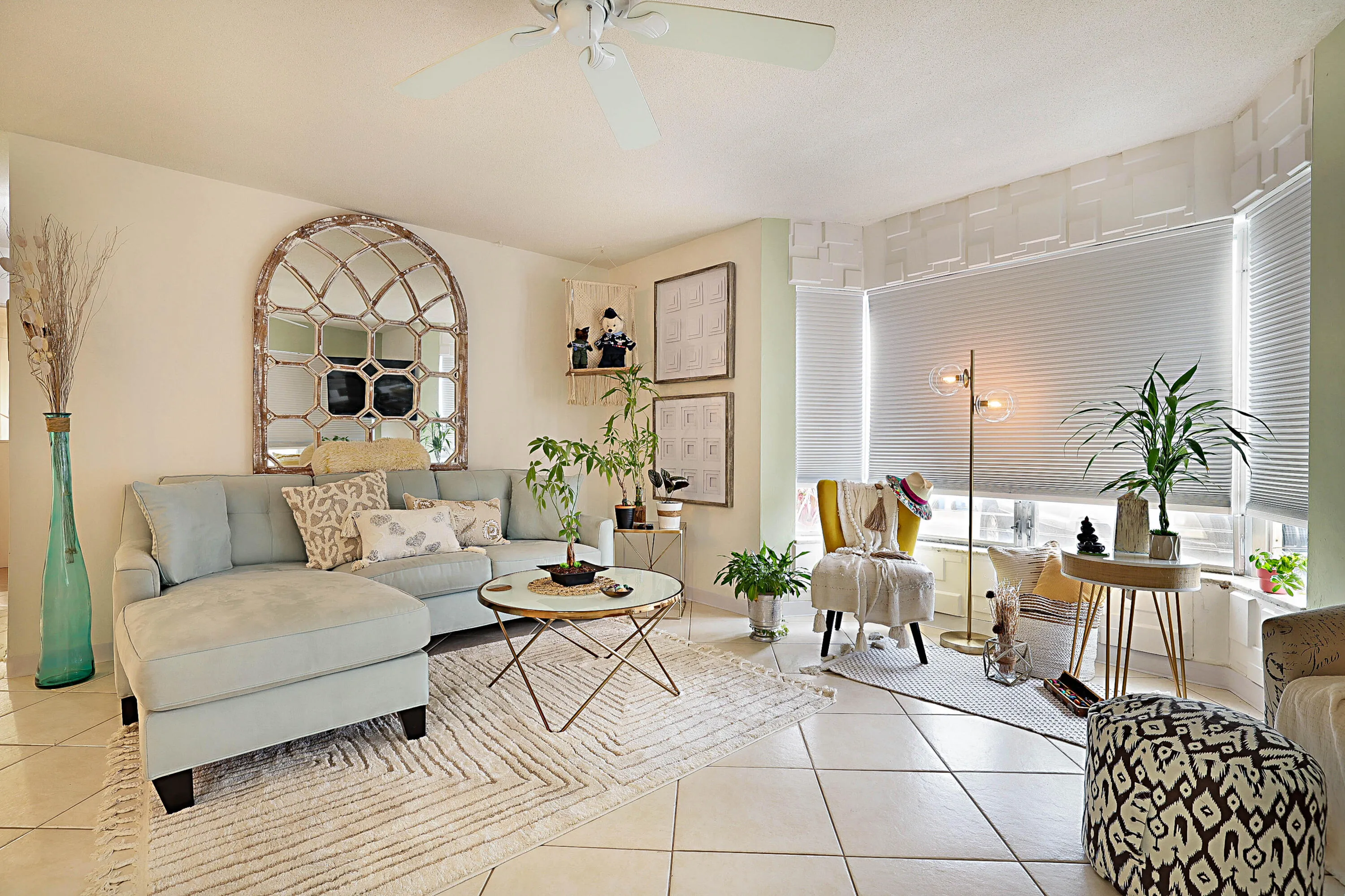1110 N Riverside Drive 12 B-2