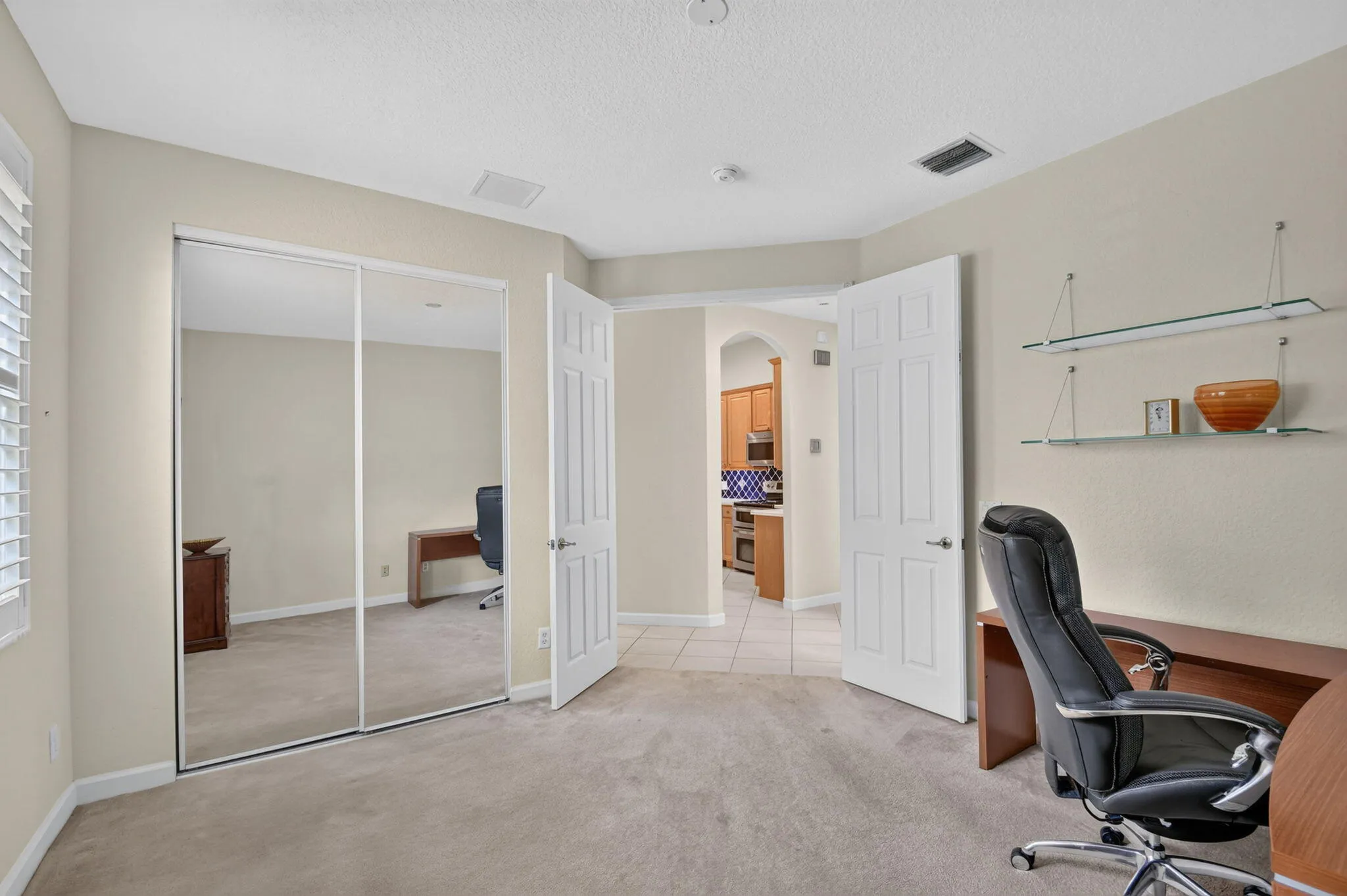 Double door entry