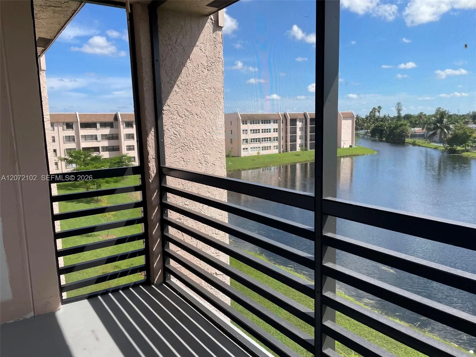 BALCONY VIEW TO LAKE