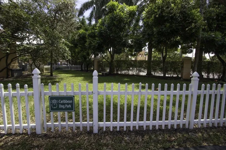 Mariners cay dog park