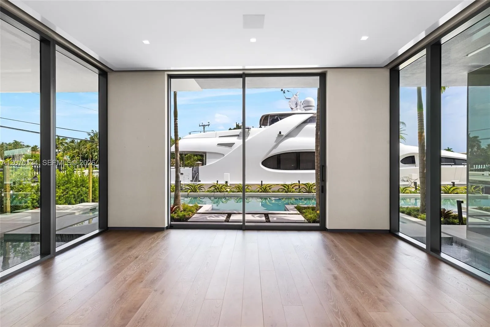 Property photo 90