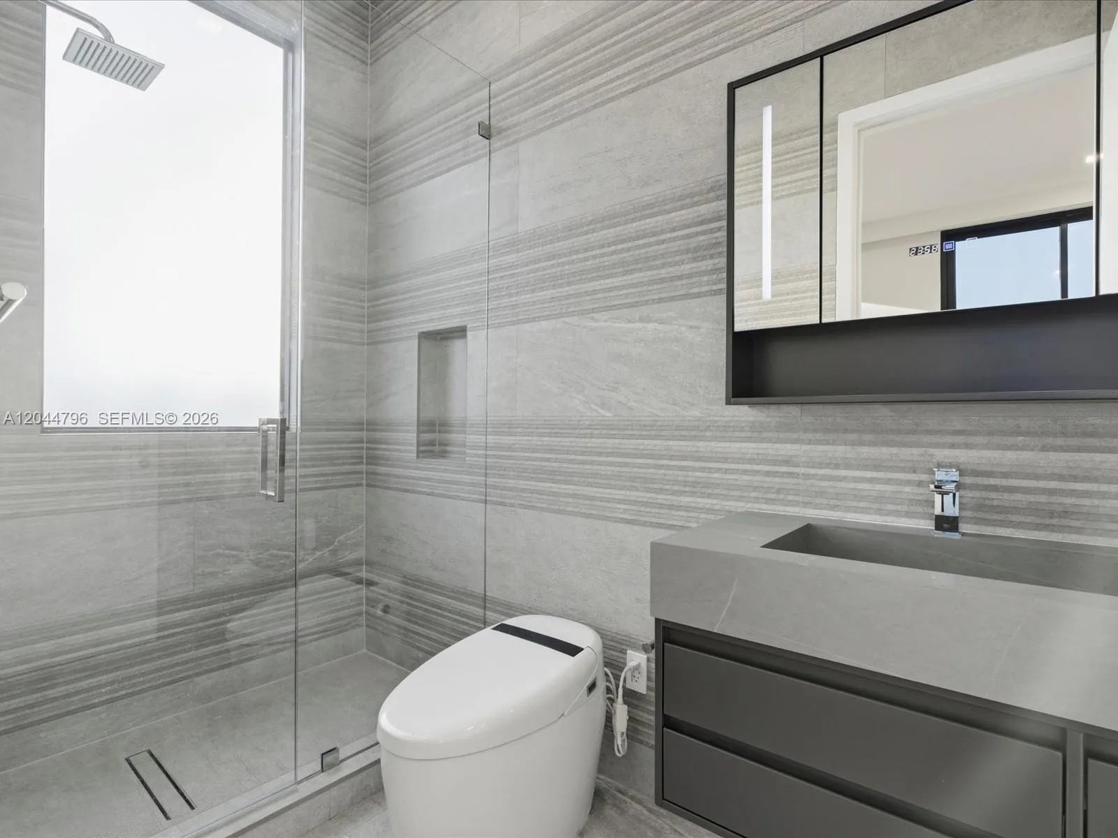 Property photo 288