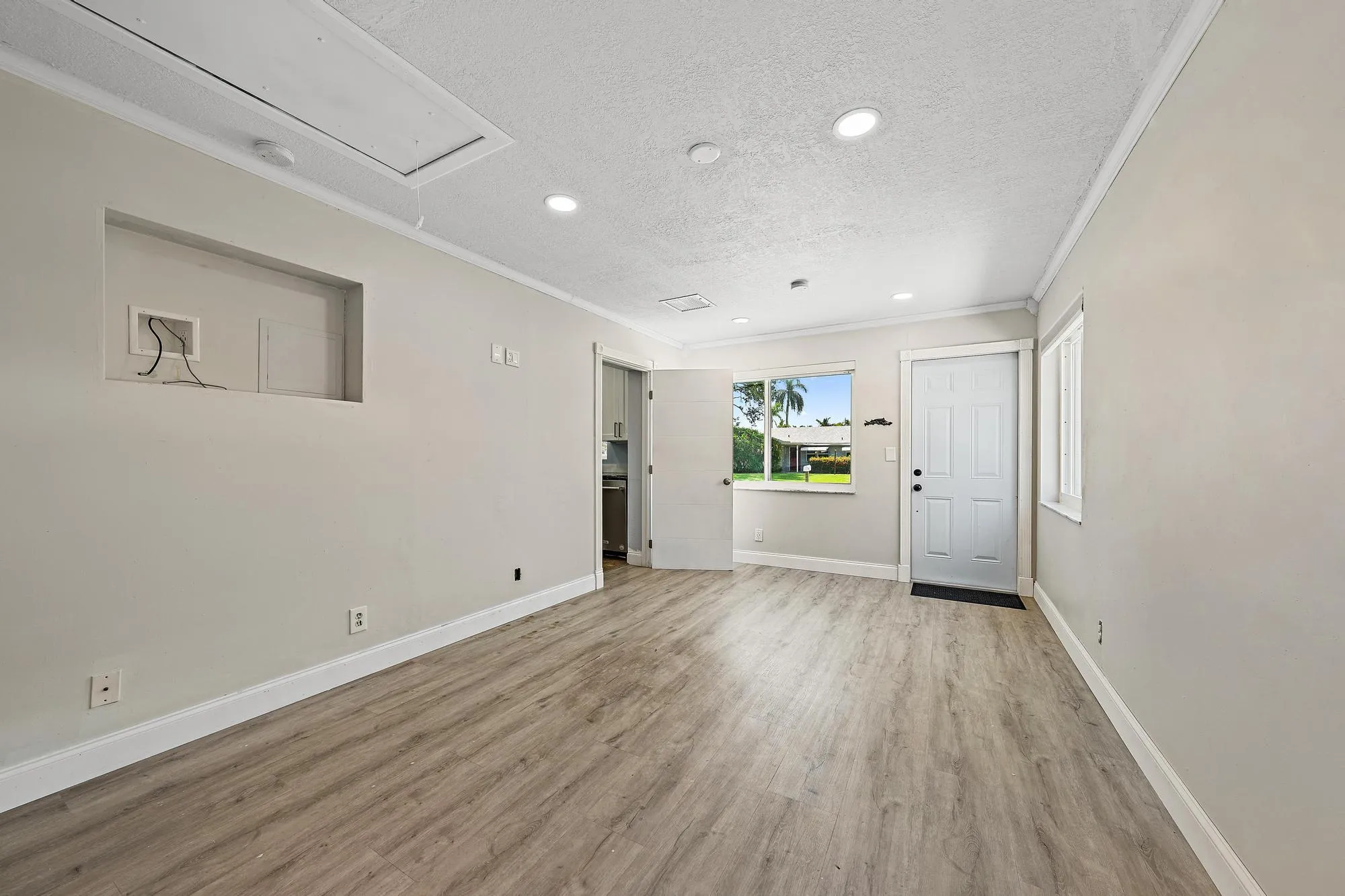 Guest bedroom 2