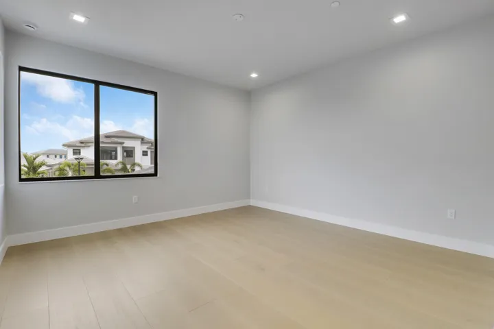 Guest Room 4