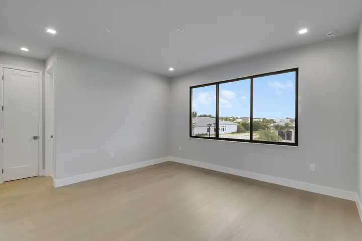 Guest Room 2