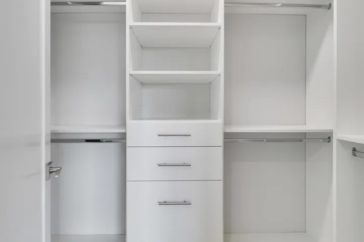 Guest Room 4