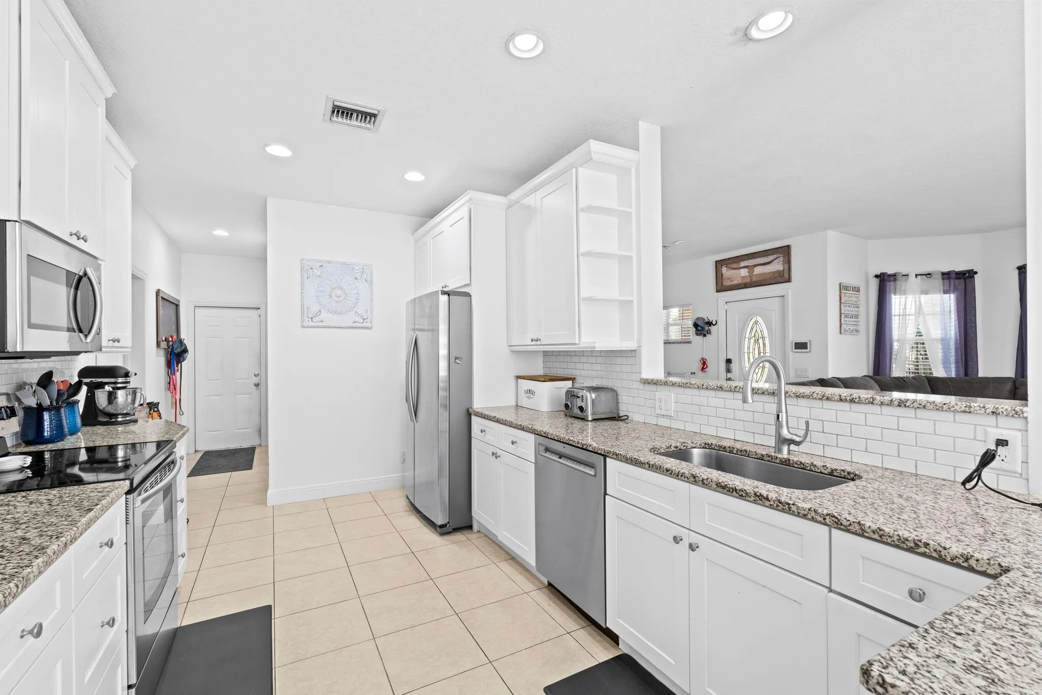 19-web-or-mls-A7404780
