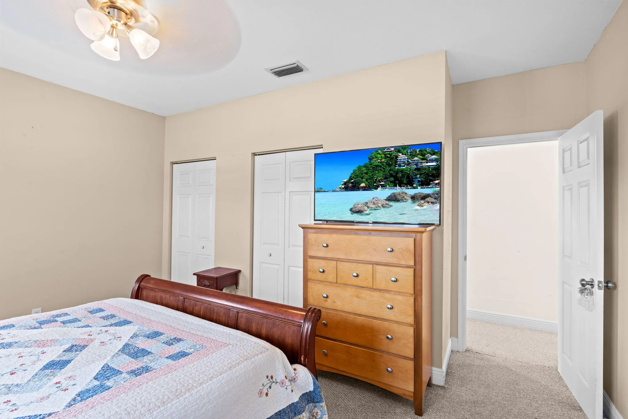 30-web-or-mls-A7404747