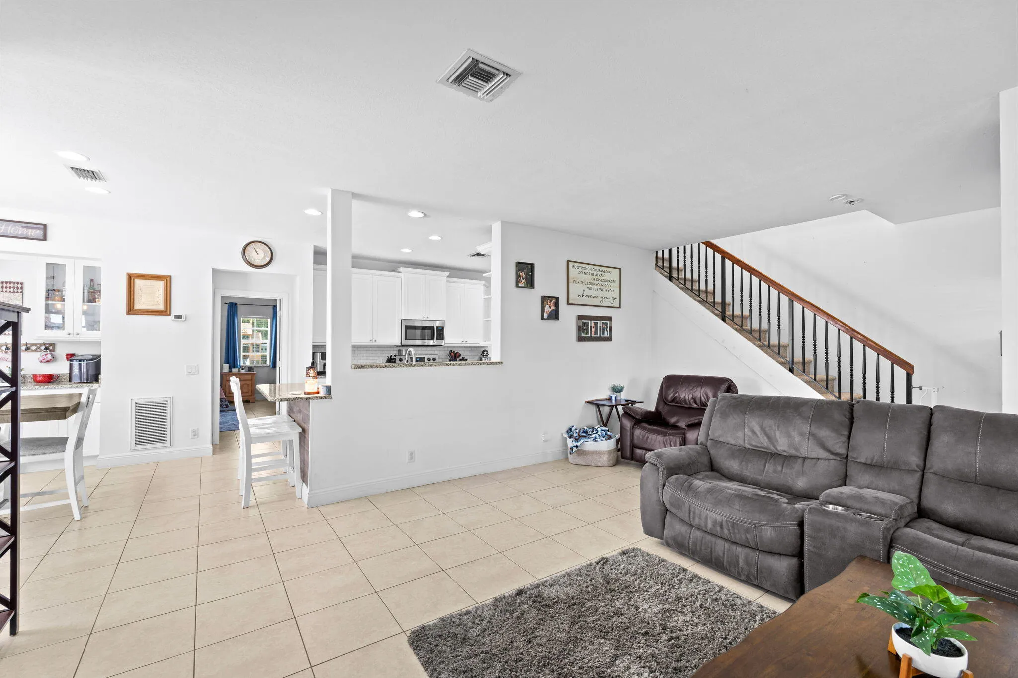13-web-or-mls-A7404765 (2)