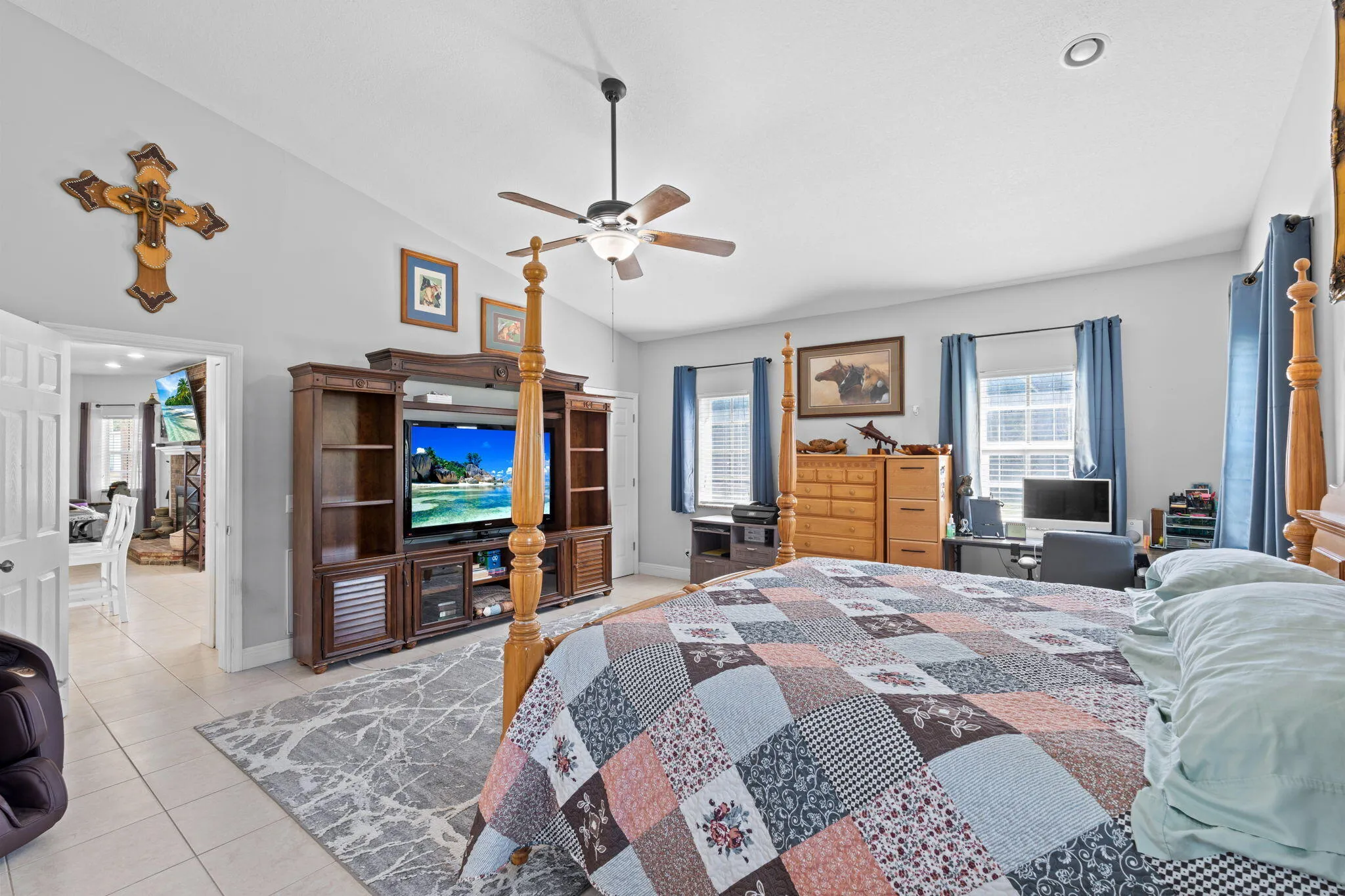25-web-or-mls-A7404656