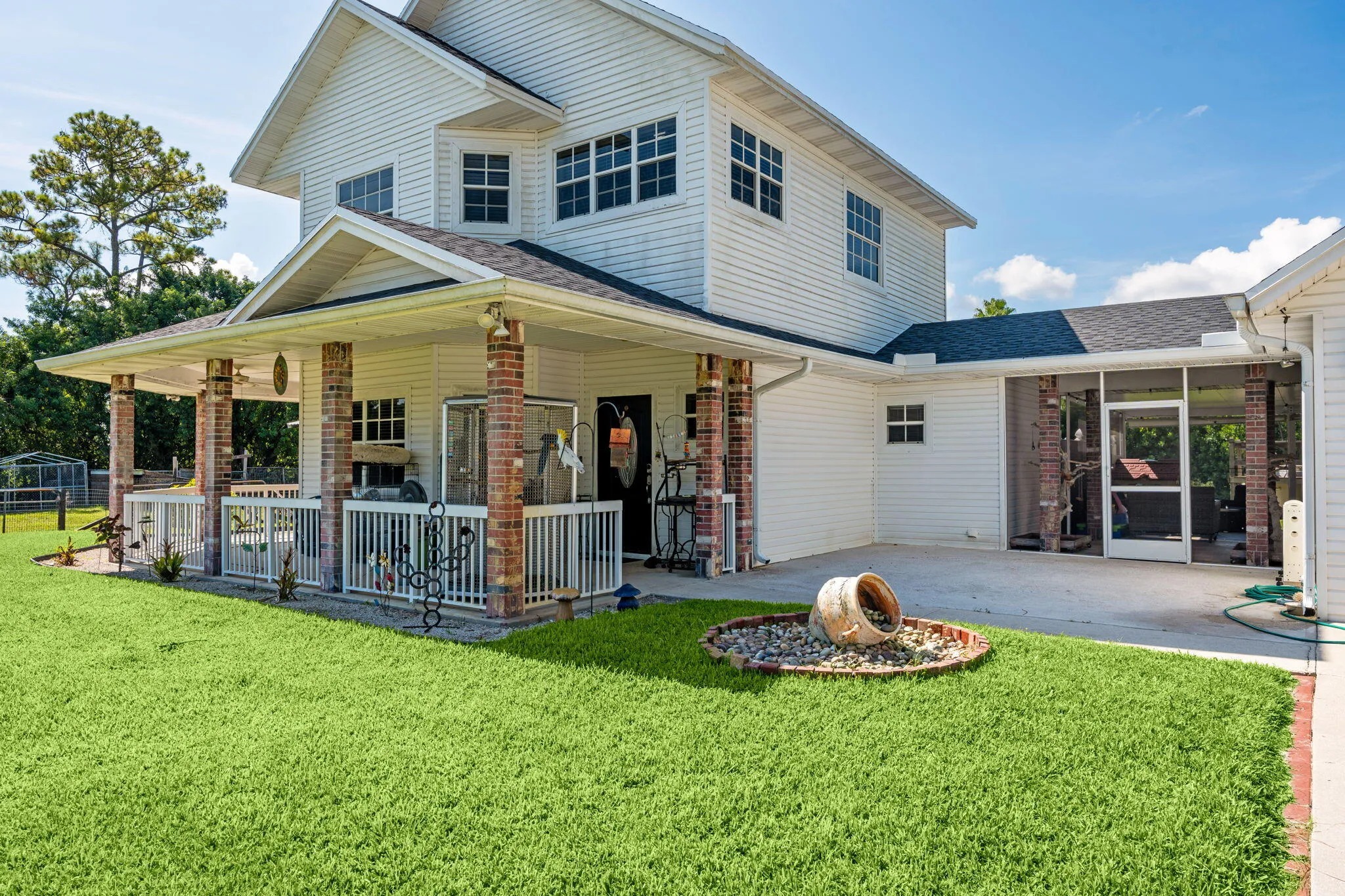 8-web-or-mls-A7404695