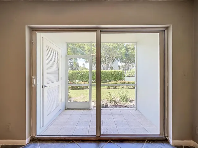 207 Tropic Isle Drive #113-29