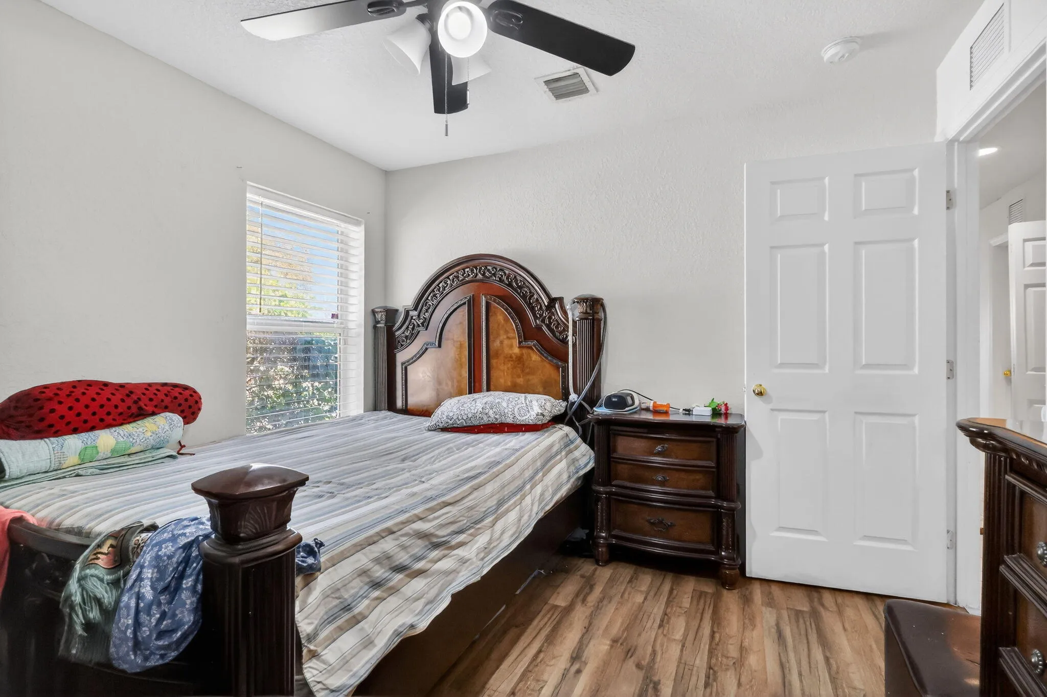 19-web-or-mls-F14A4850
