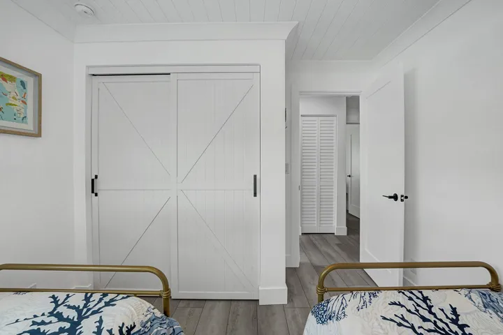 Twin Bedroom