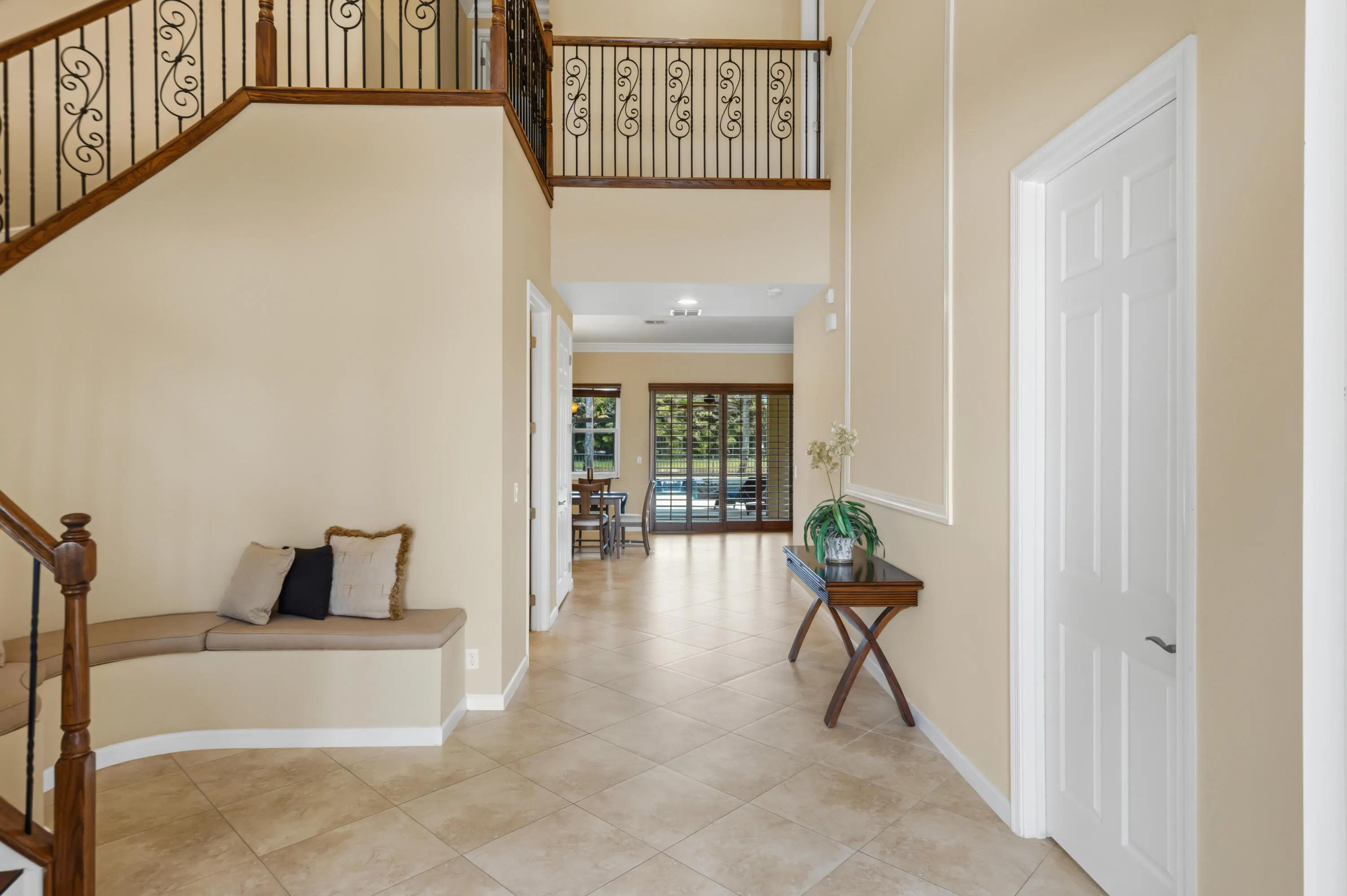 Entry way