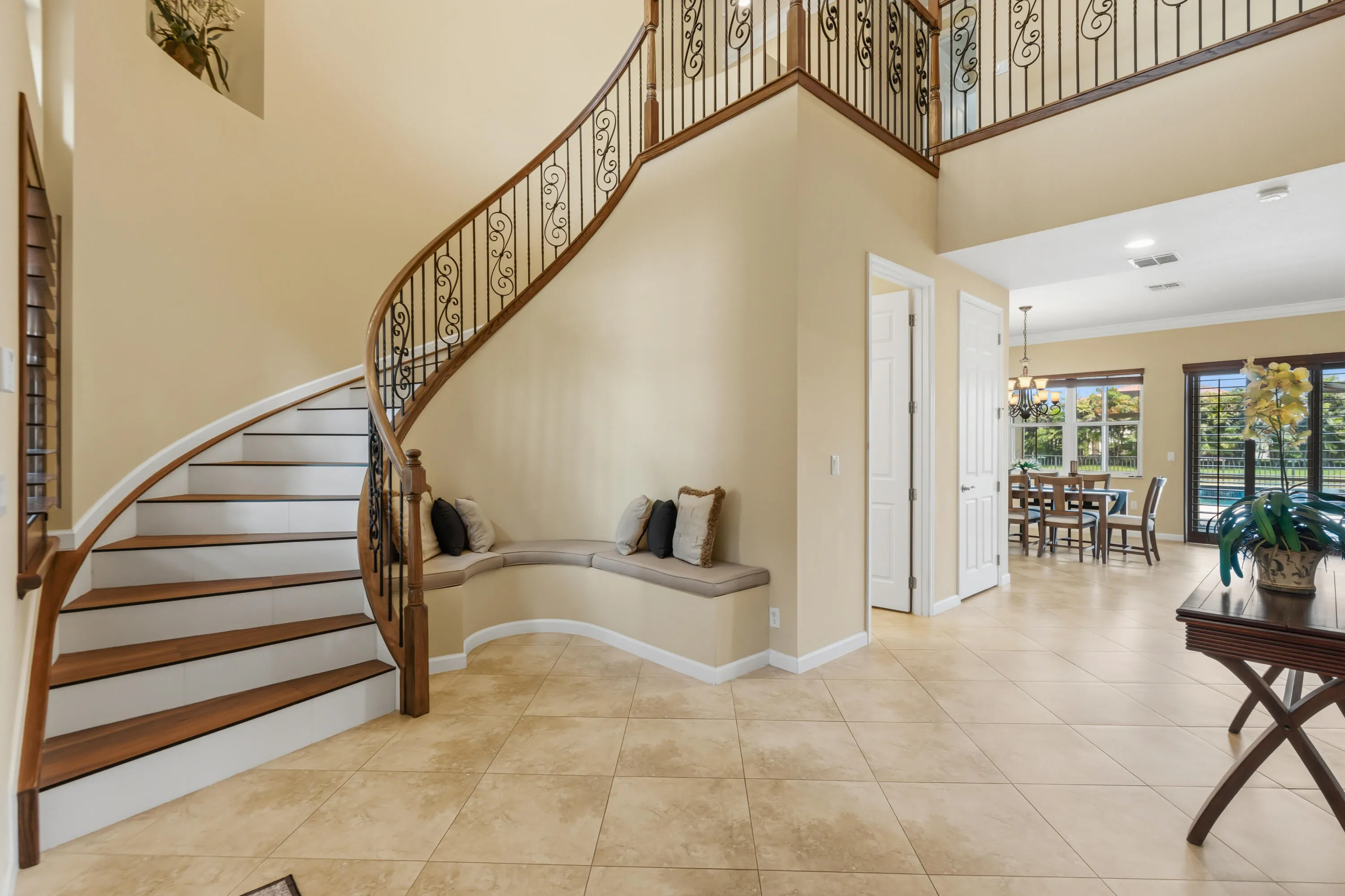 Entry way