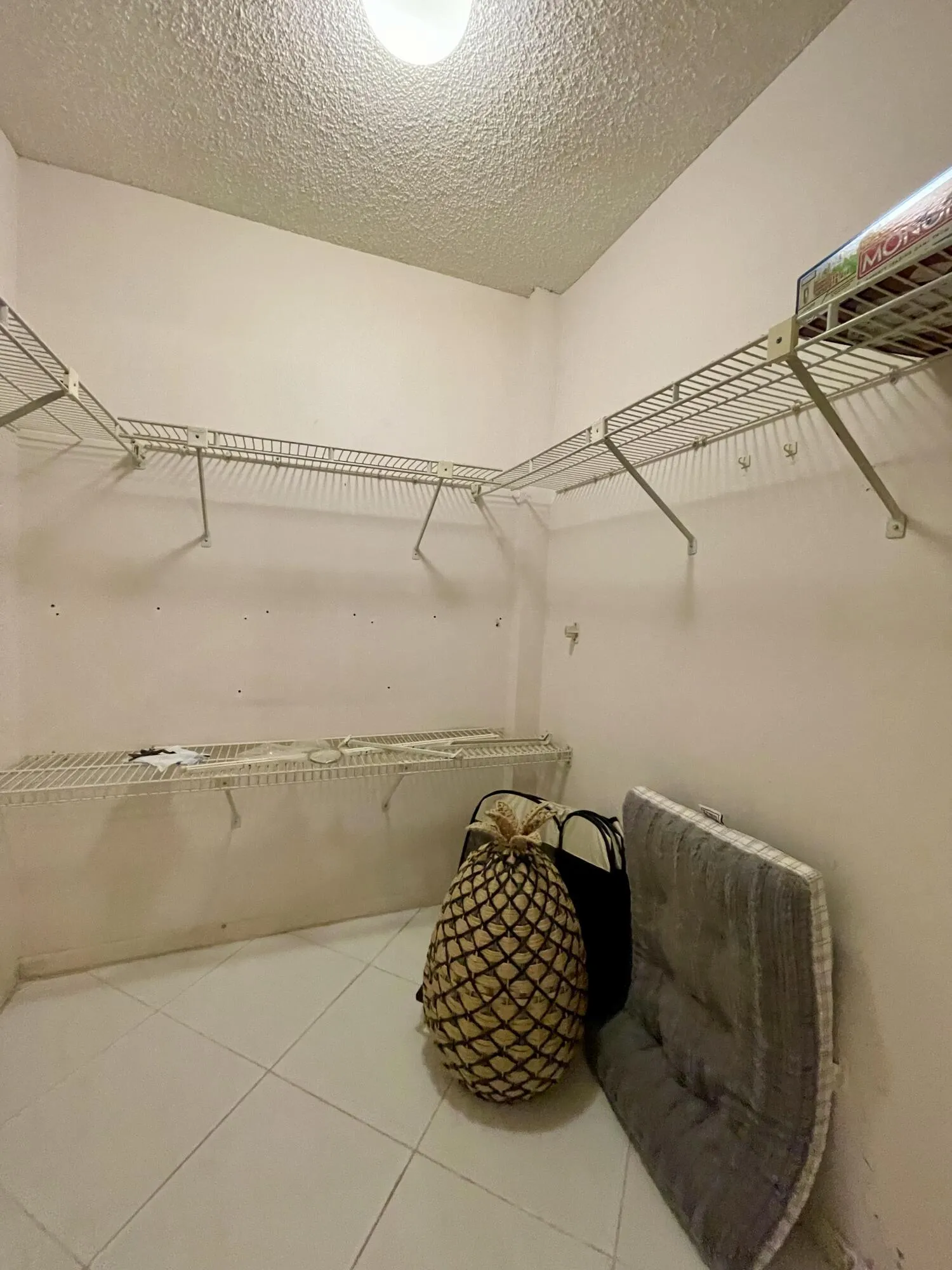 Walk-in Closet