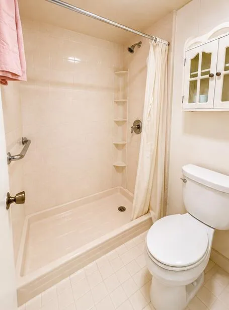 Main Bathroom