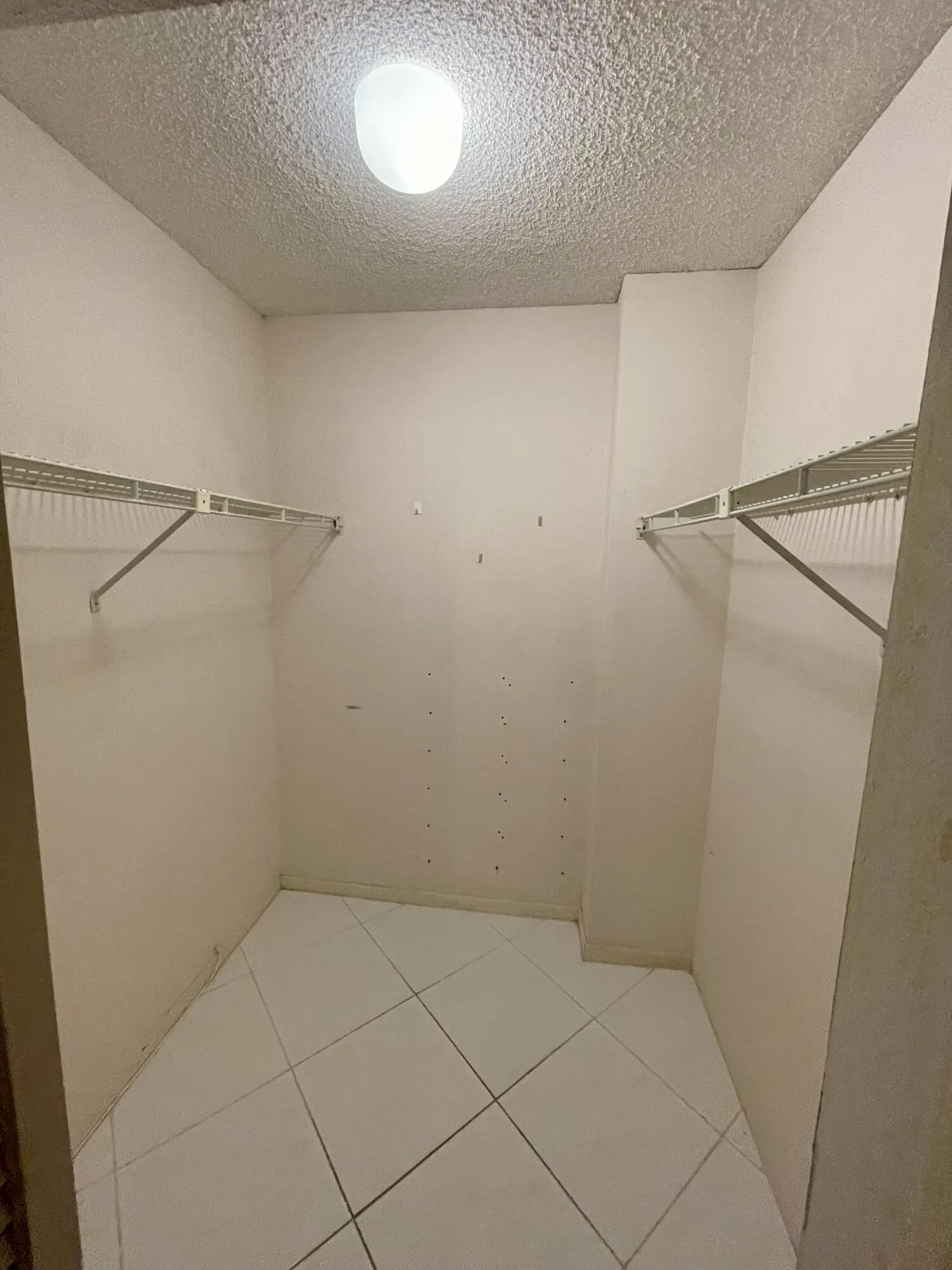 Walk-in Closet