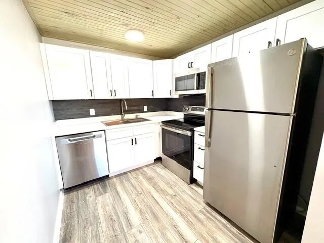 Water Proof Laminate Flooring