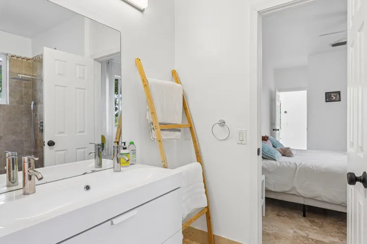 31-web-or-mls-Heritage Dr-S1408-031