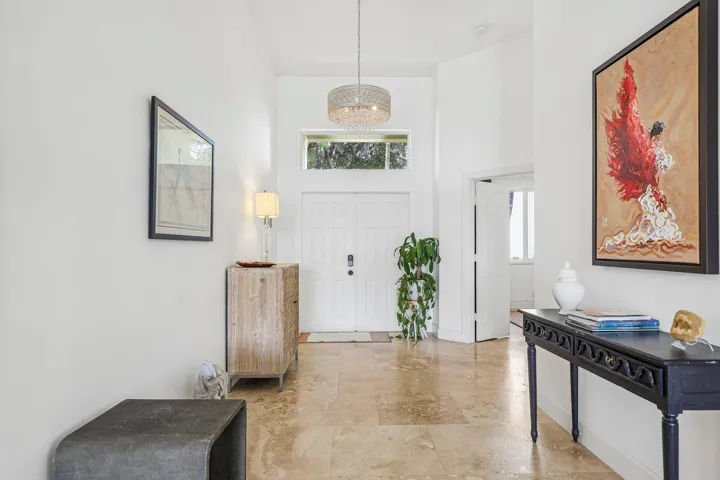 2-web-or-mls-Heritage Dr-S1408-002