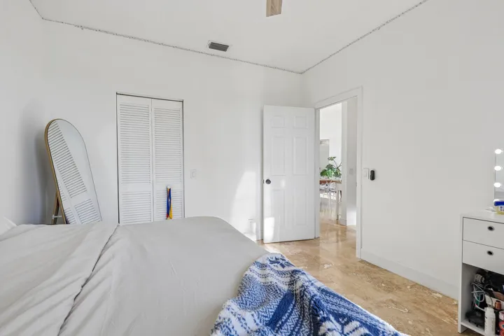 23-web-or-mls-Heritage Dr-S1408-023
