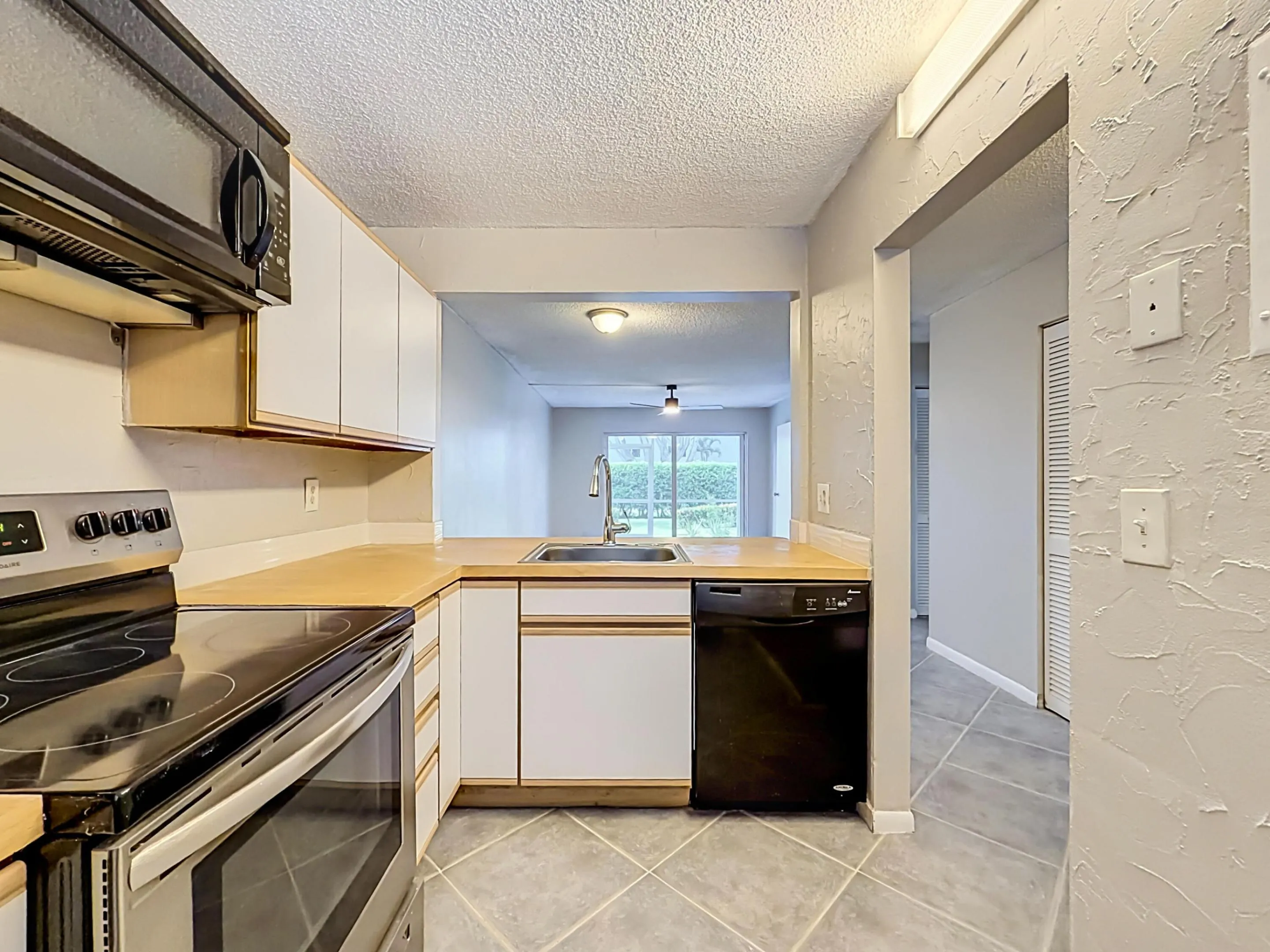 207 Tropic Isle Drive #113-21