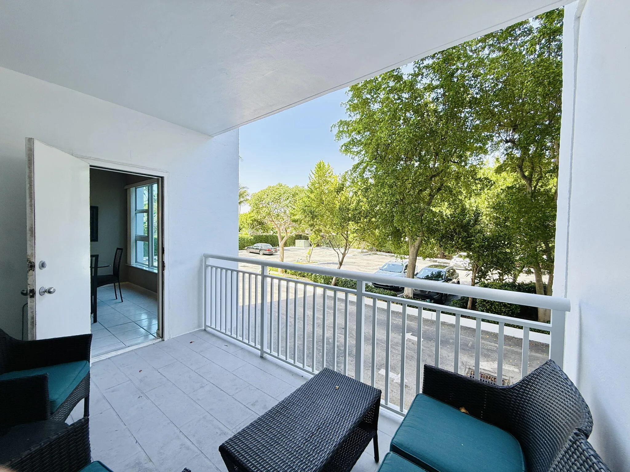 west facing balcony 2
