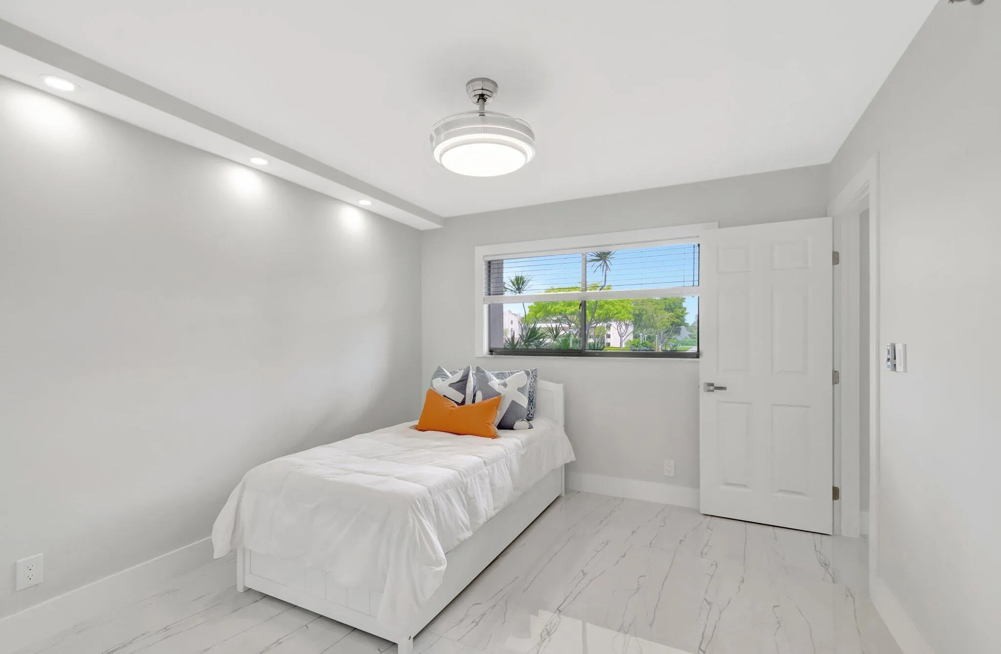 GUEST BEDROOM WITH TRUNDLE BED