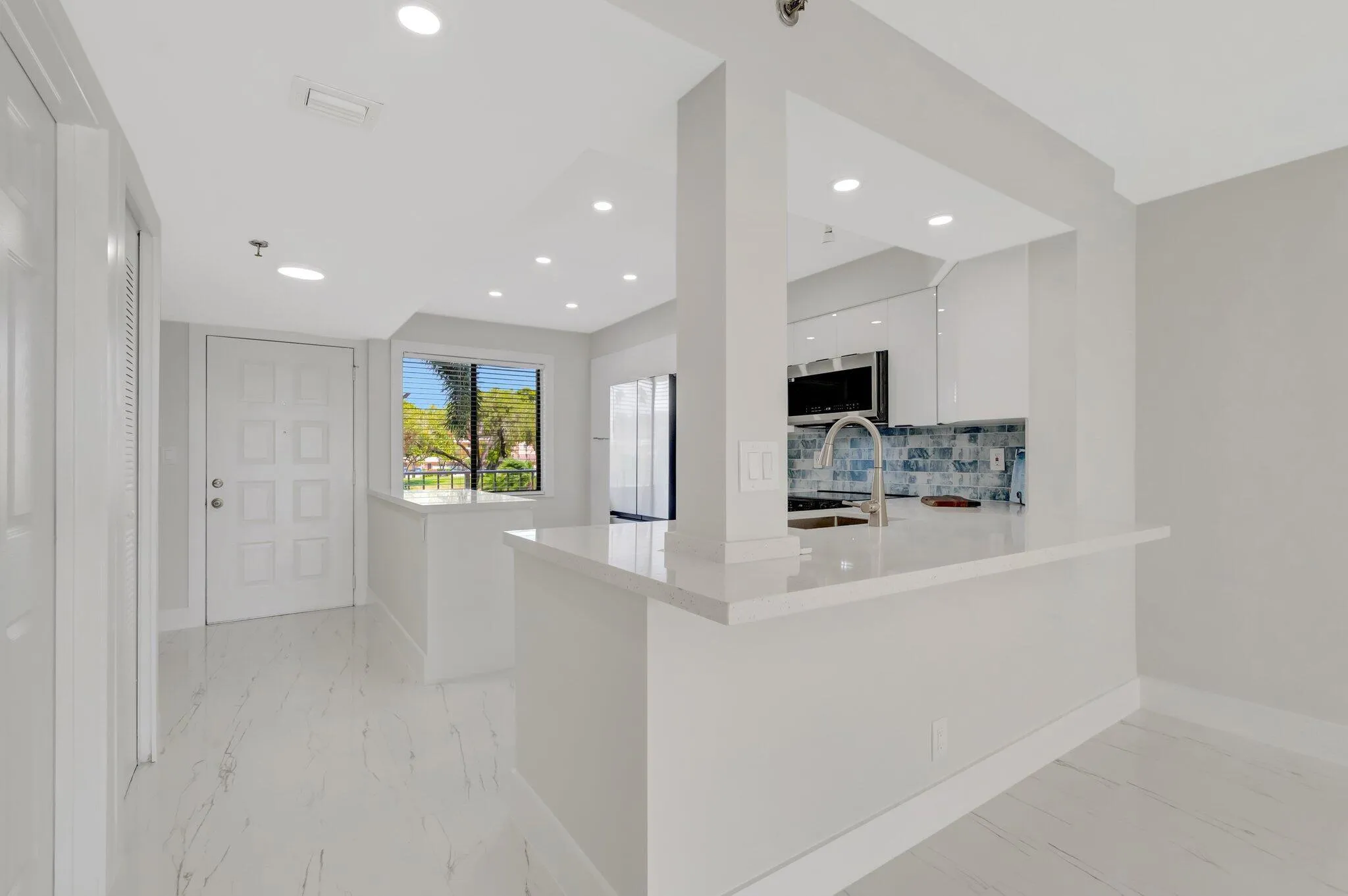 Front Entrance/Kitchen