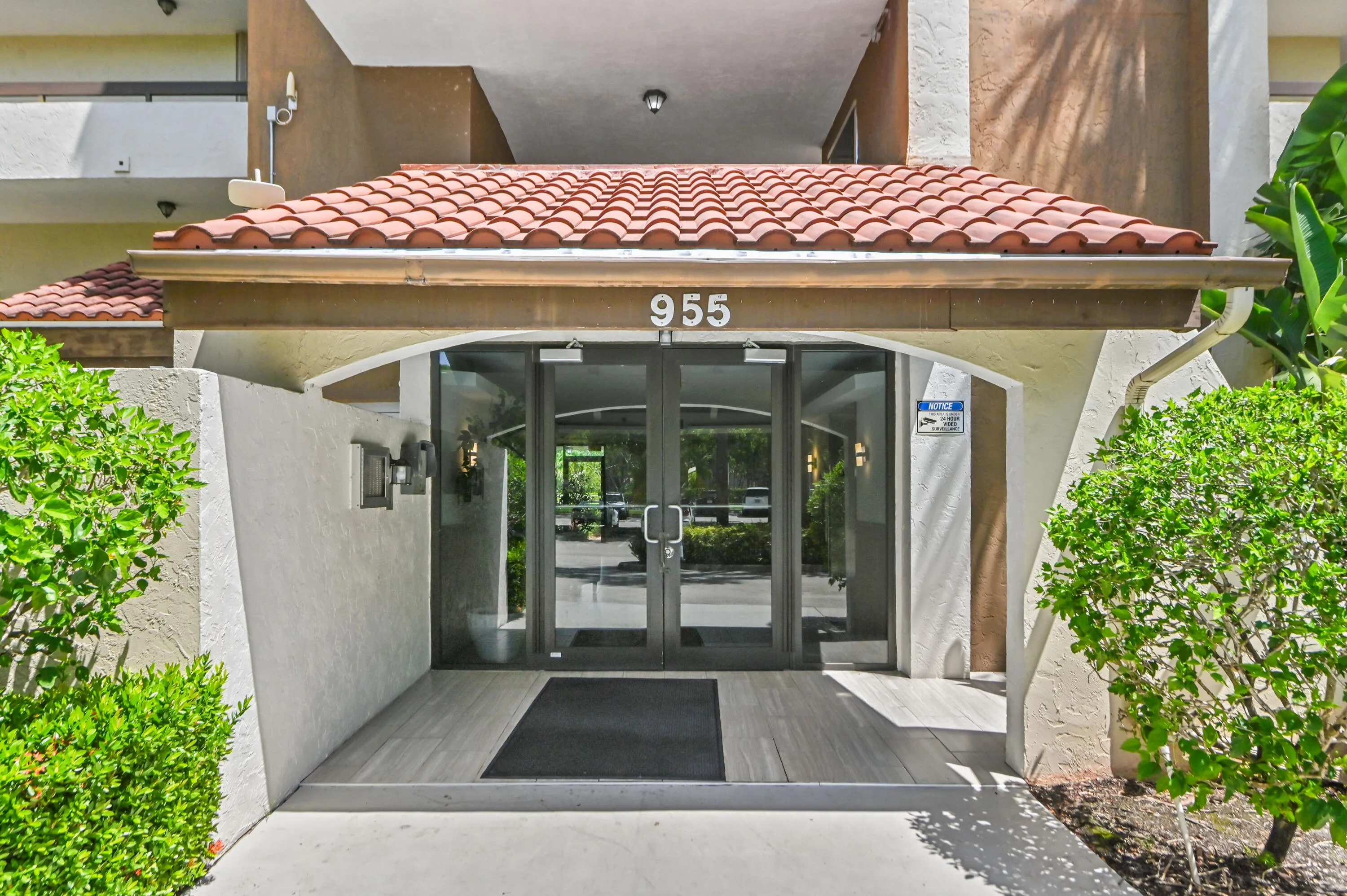 Front Entrance / Lobby Entrance