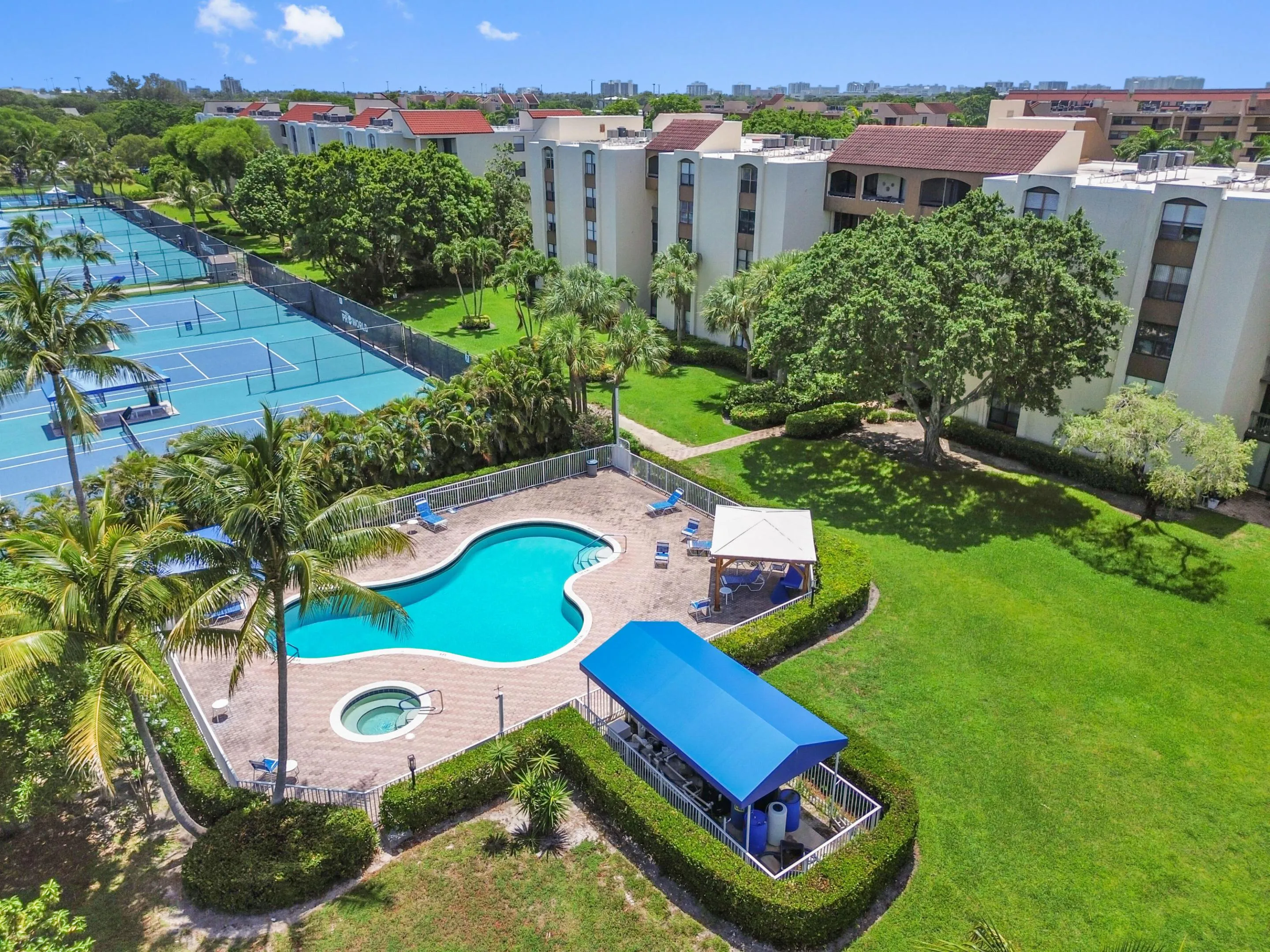 Tennis / Pool Area