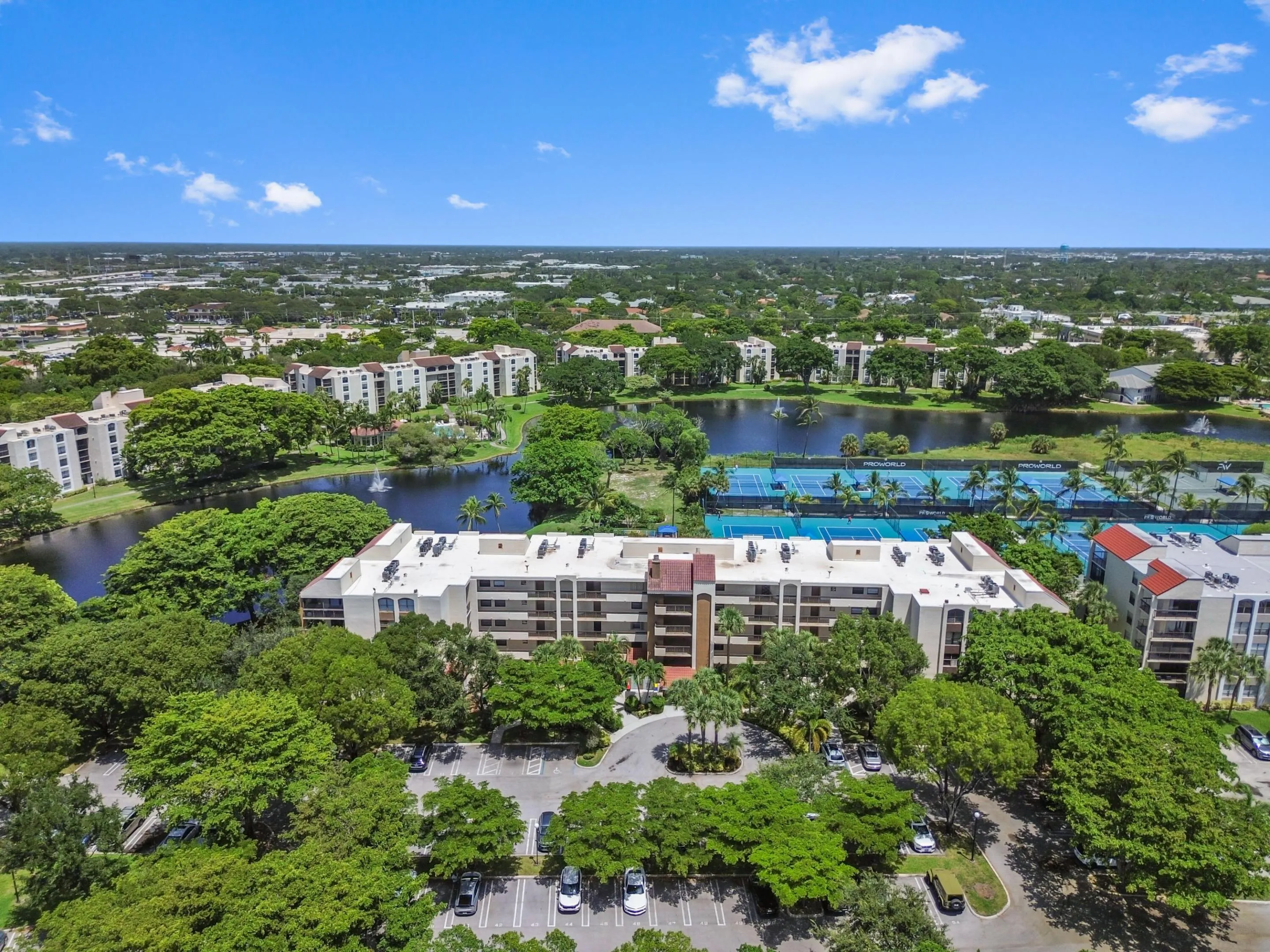 955 Egret Bldg