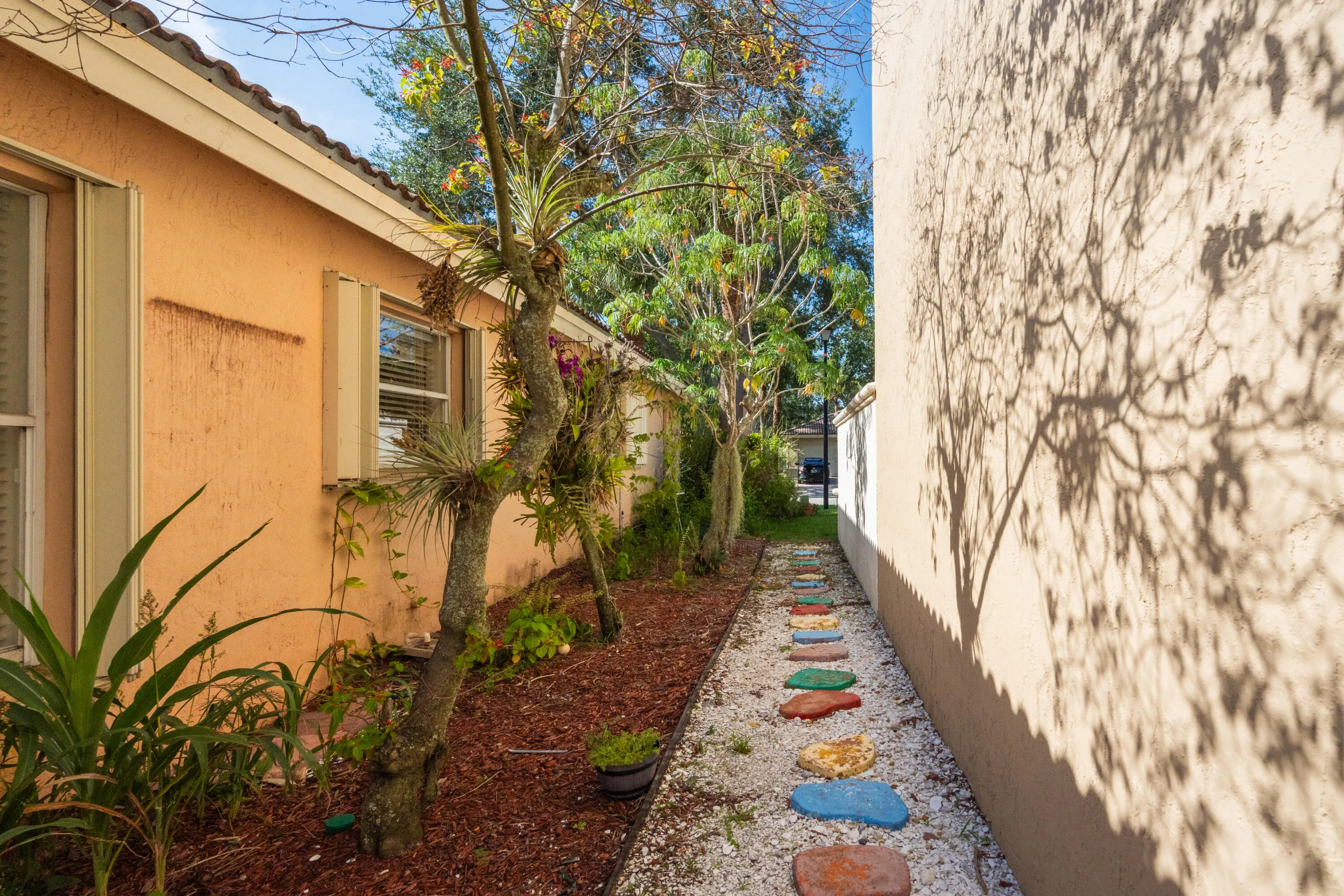 Side Path