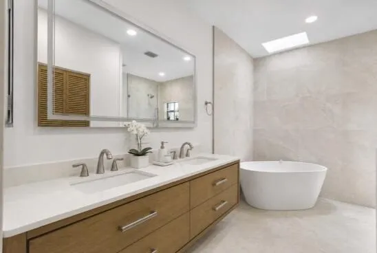 Primary Suite - Shower to right